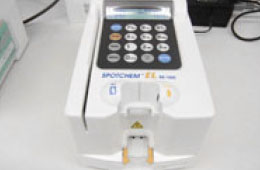 血液電解質検査機器